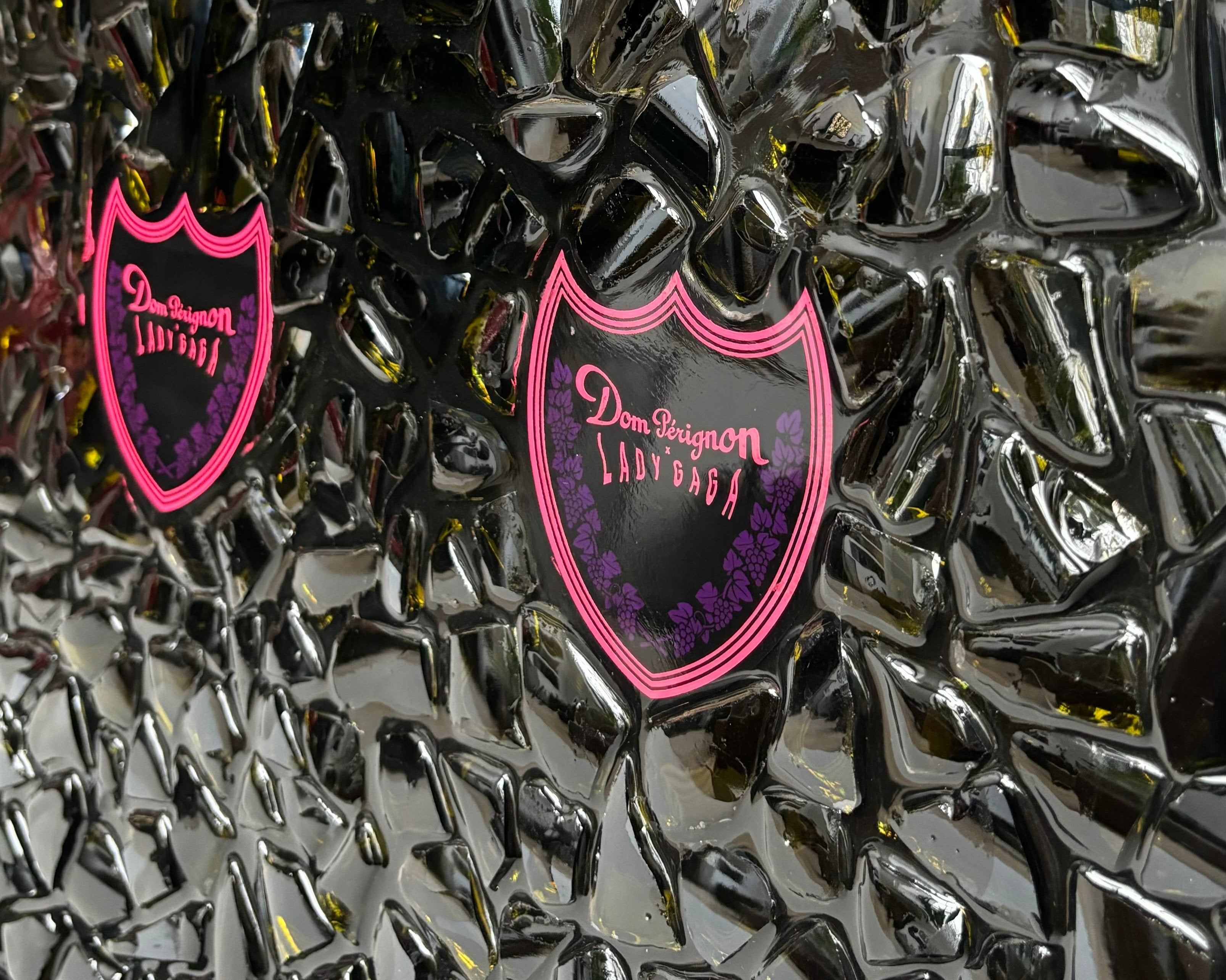 Cadre Triple Dom Pérignon Rosé Lady Gaga Luminous